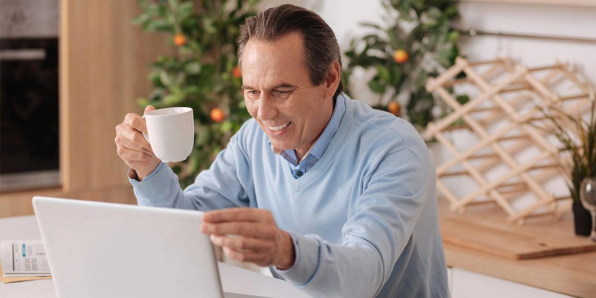 آیا چای باعث تشدید بی‌اختیاری ادرار می‌شود؟